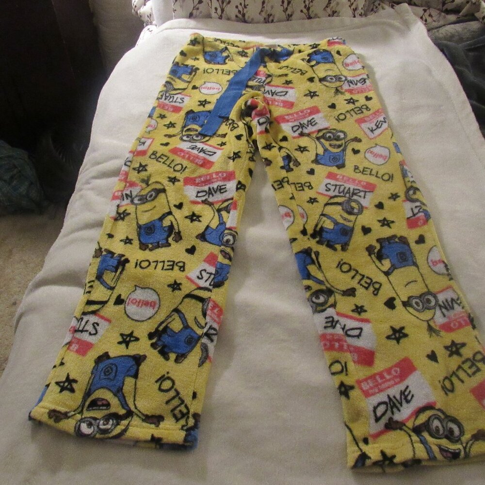 Minions Lounge Pants Size Medium